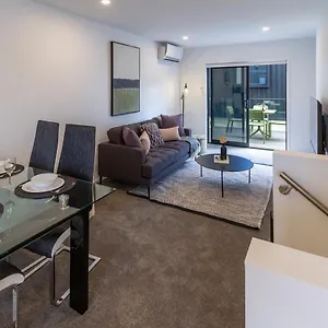 Tuam Street Treasure- 2 Bed 2 Bath Christchurch